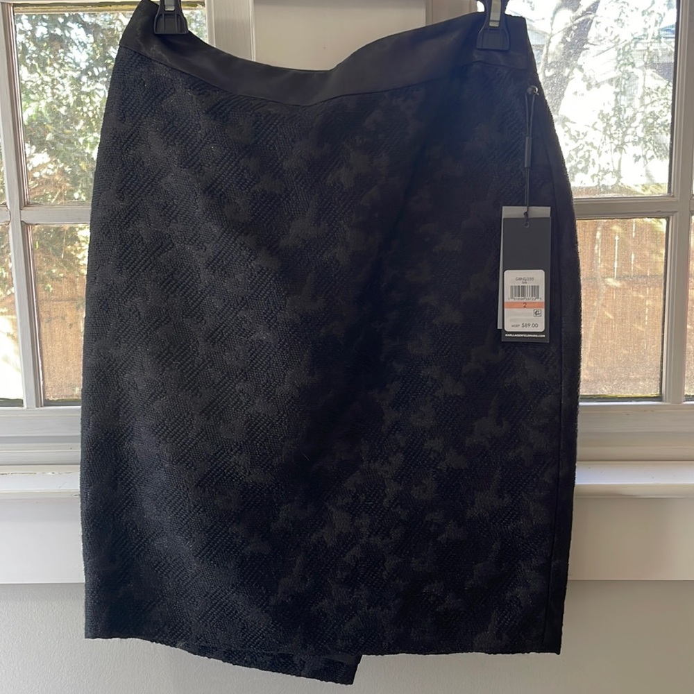 Karl Lagerfield new black skirt